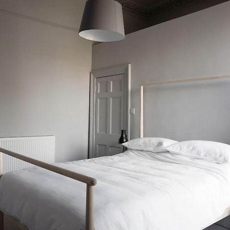 Appartamento Spacious Georgian Pad - Free Parking - Walk To Bath Esterno foto