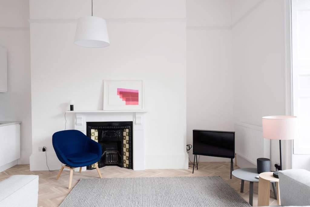 Appartamento Spacious Georgian Pad - Free Parking - Walk To Bath Esterno foto